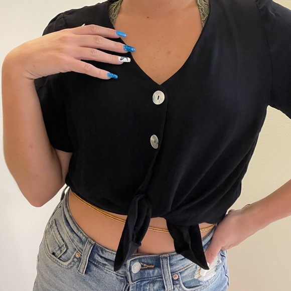 Women’s Button Up Top - Picture 6 of 8